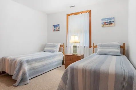 34 Tenth Street South Edgartown MA 02539