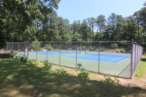 4 Quail Run Oak Bluffs MA 02557