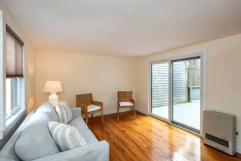 4 Quail Run Oak Bluffs MA 02557