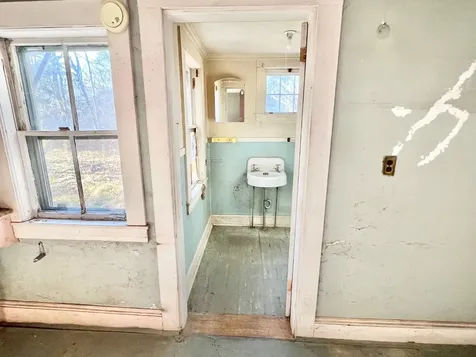 25 Oak Avenue Oak Bluffs MA 02557