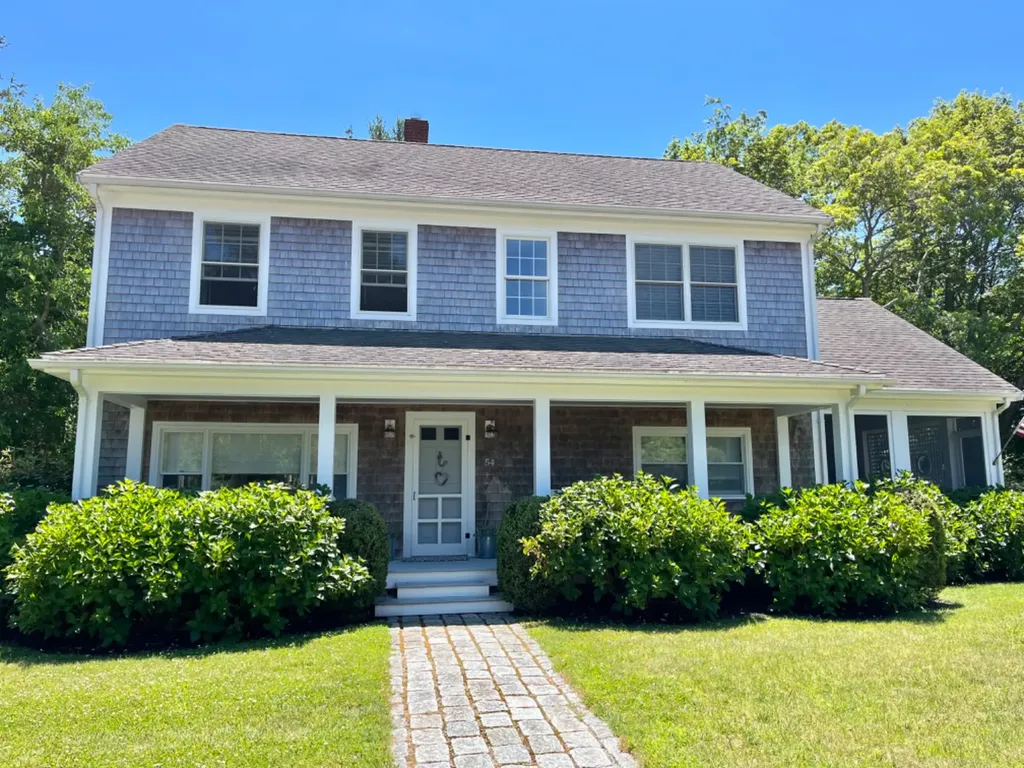 54 Lake Street Vineyard Haven MA 02568