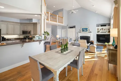 34 South Pond Road West Tisbury MA 02568