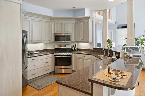 34 South Pond Road West Tisbury MA 02568