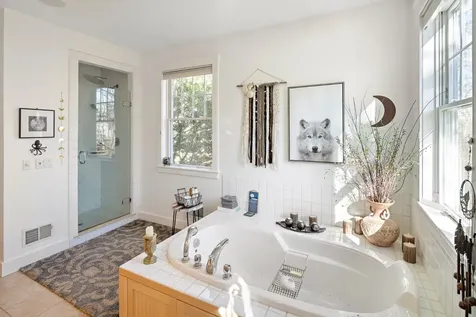 34 South Pond Road West Tisbury MA 02568