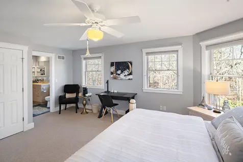 34 South Pond Road West Tisbury MA 02568