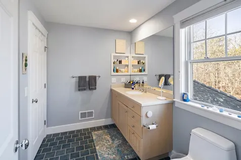 34 South Pond Road West Tisbury MA 02568