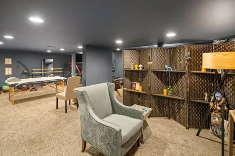 34 South Pond Road West Tisbury MA 02568