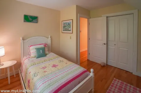 11 High Meadow Lane Oak Bluffs MA 02557