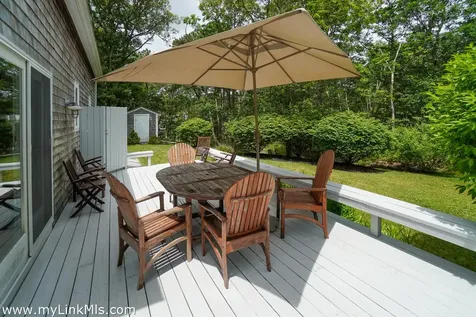 11 High Meadow Lane Oak Bluffs MA 02557