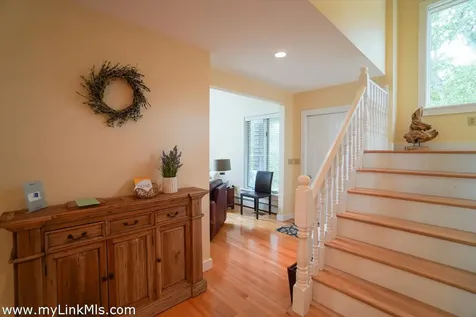 11 High Meadow Lane Oak Bluffs MA 02557