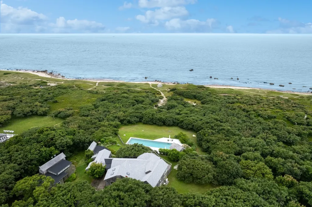 49 Tilton Road Chilmark MA 02535