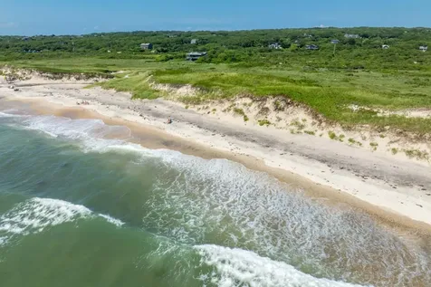 00 Moshup Trail Aquinnah MA 02535
