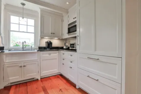 37 West Tisbury Road Edgartown MA 02539