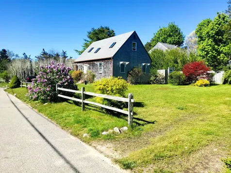 19-29 Second Avenue Oak Bluffs MA 02557