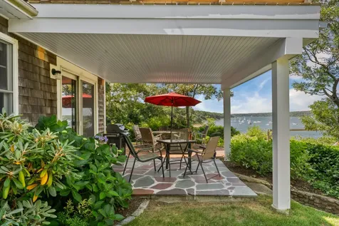 2 Bradford Court Oak Bluffs MA 02557