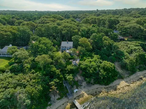 2 Bradford Court Oak Bluffs MA 02557