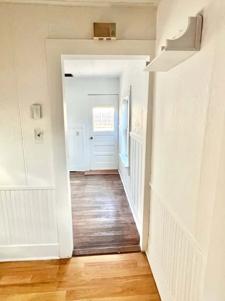 26 Winthrop Avenue Oak Bluffs MA 02557