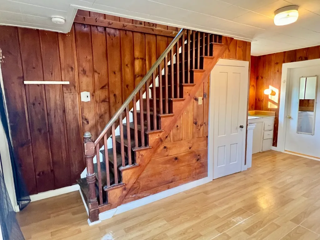 26 Winthrop Avenue Oak Bluffs MA 02557