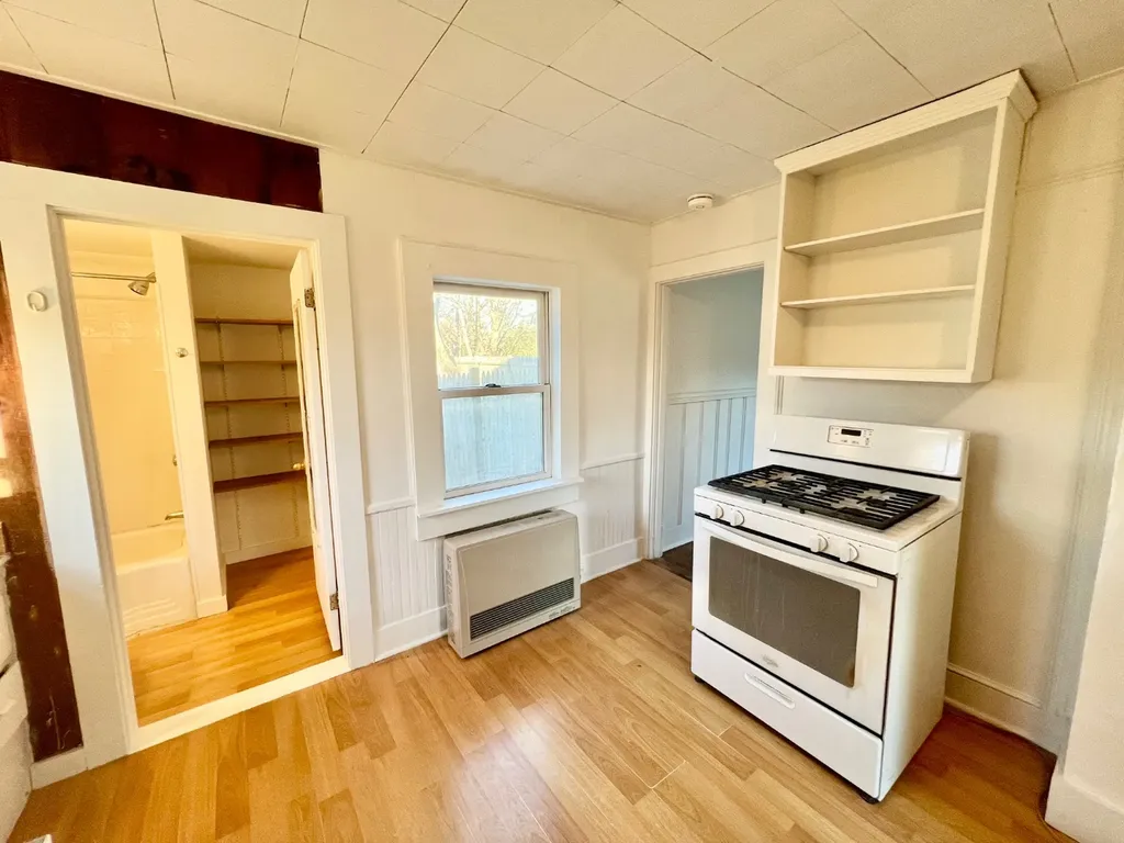 26 Winthrop Avenue Oak Bluffs MA 02557