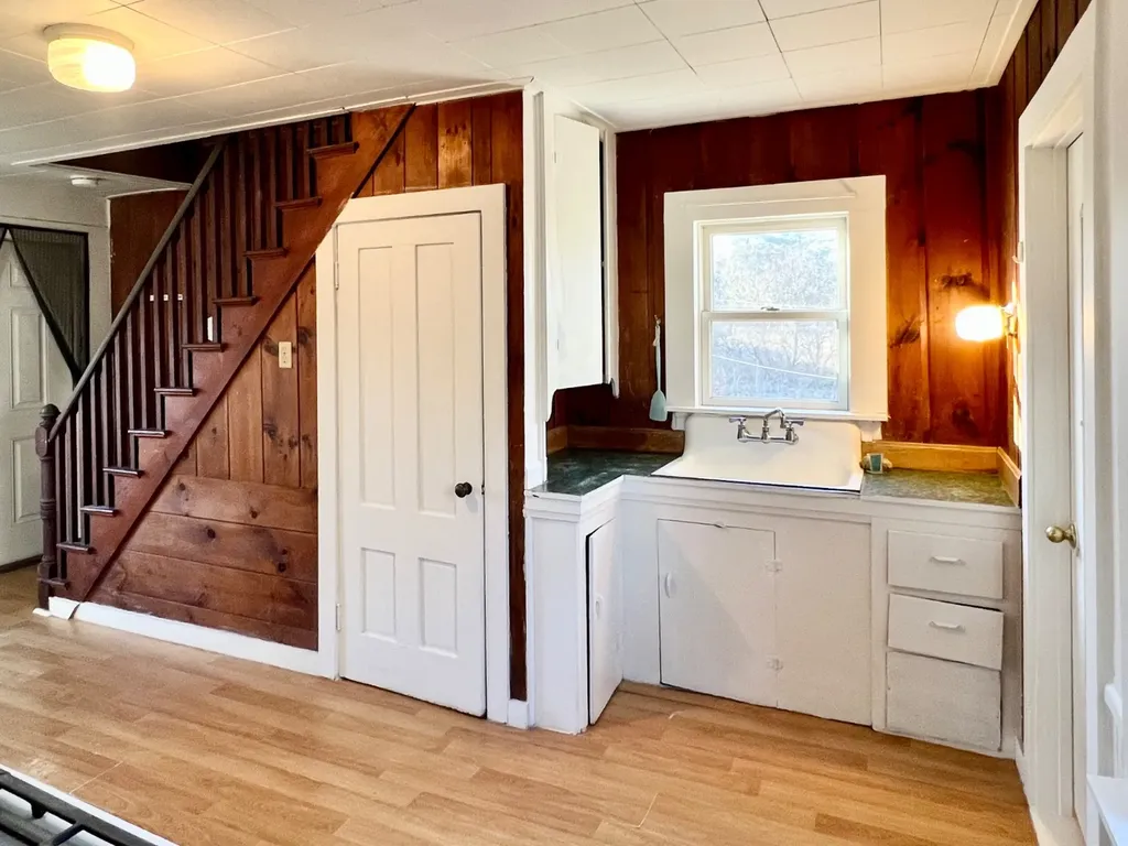 26 Winthrop Avenue Oak Bluffs MA 02557