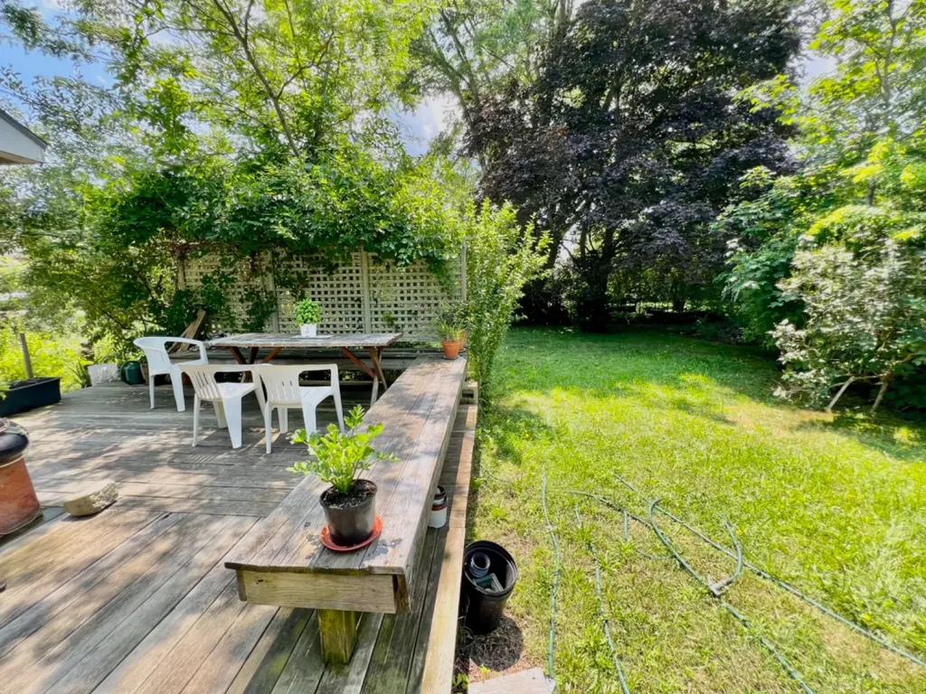 26 Winthrop Avenue Oak Bluffs MA 02557