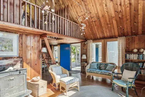 46 Waterview Road Oak Bluffs MA 02557