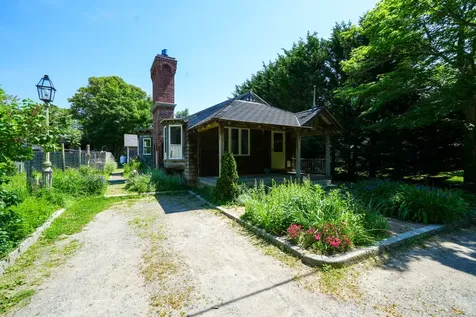 5 & 7 Lyme Street Oak Bluffs MA 02557