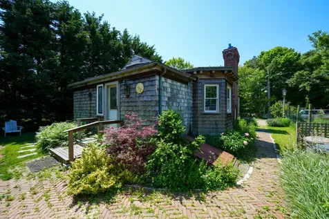 5 & 7 Lyme Street Oak Bluffs MA 02557