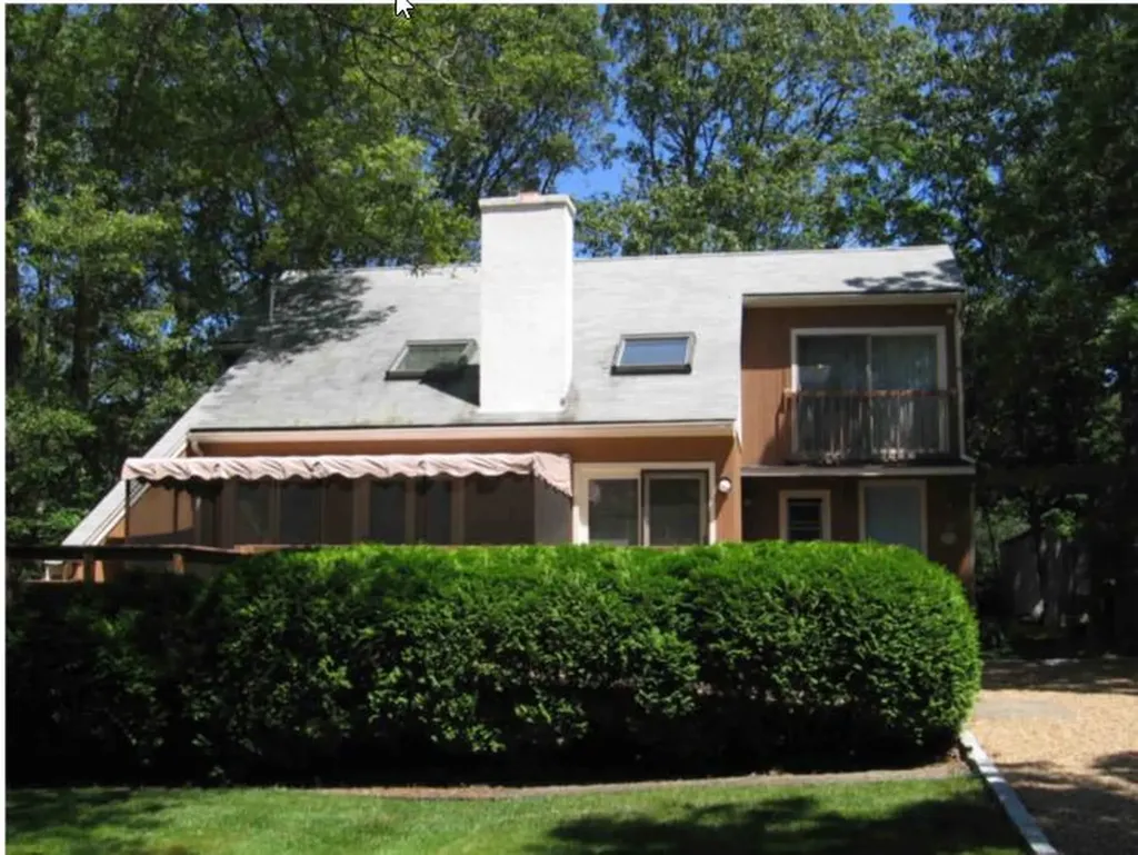 24 Moonstone Way Vineyard Haven MA 02568