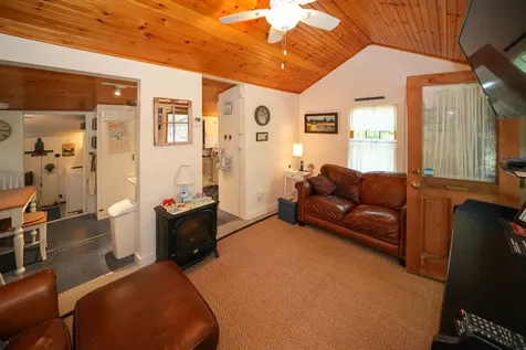 9 Forest Circle Oak Bluffs MA 02557
