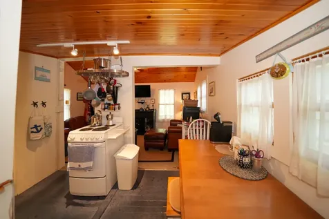 9 Forest Circle Oak Bluffs MA 02557