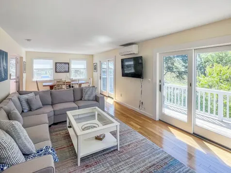 15 Deacon Vincent Way Edgartown MA 02539
