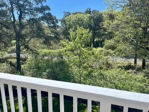 15 Deacon Vincent Way Edgartown MA 02539