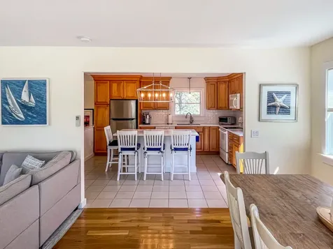 15 Deacon Vincent Way Edgartown MA 02539