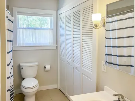 15 Deacon Vincent Way Edgartown MA 02539