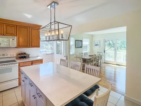 15 Deacon Vincent Way Edgartown MA 02539