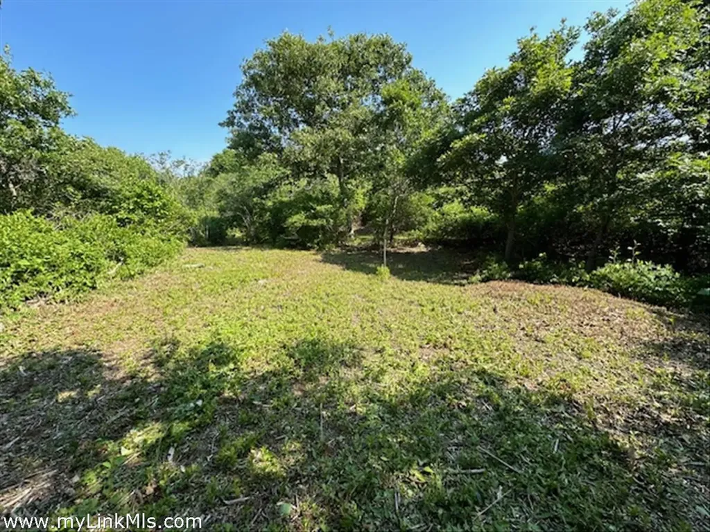 7 East Pasture Way Aquinnah MA 02535
