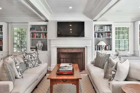 37 Cooke Street Edgartown MA 02539