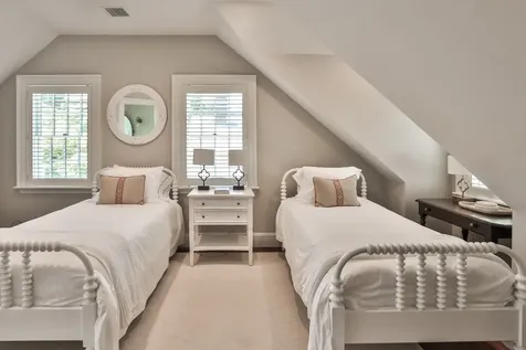 37 Cooke Street Edgartown MA 02539