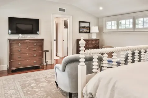 37 Cooke Street Edgartown MA 02539
