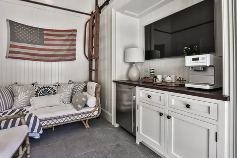37 Cooke Street Edgartown MA 02539