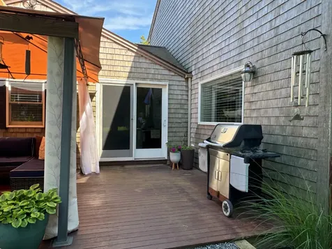 9 Goode Street Oak Bluffs MA 02557