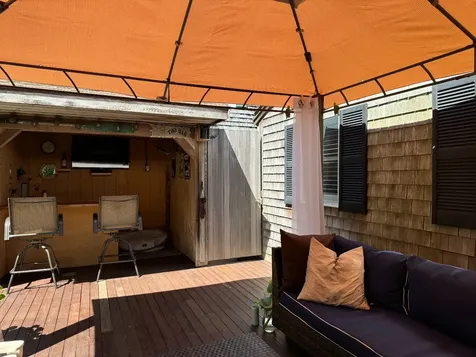 9 Goode Street Oak Bluffs MA 02557