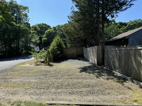 9 Goode Street Oak Bluffs MA 02557