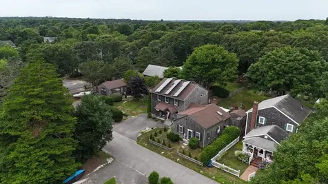 9 Goode Street Oak Bluffs MA 02557