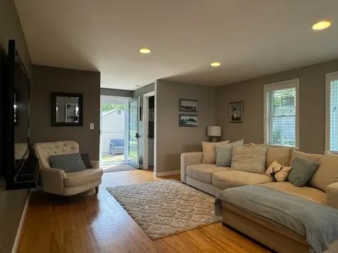 9 Goode Street Oak Bluffs MA 02557