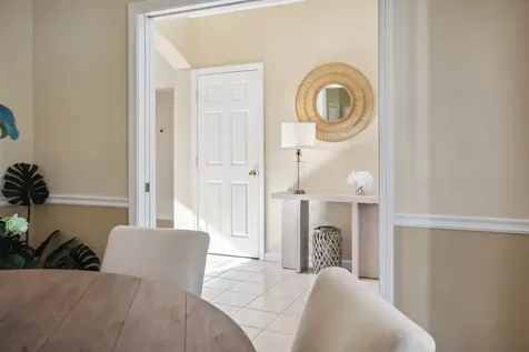 23 Oak Lane West Tisbury MA 02575