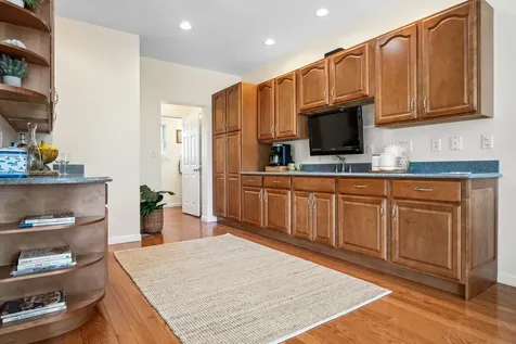 23 Oak Lane West Tisbury MA 02575