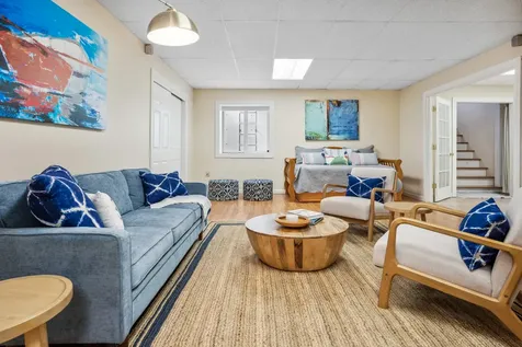 23 Oak Lane West Tisbury MA 02575