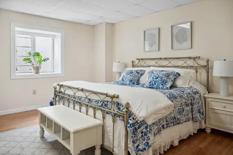 23 Oak Lane West Tisbury MA 02575